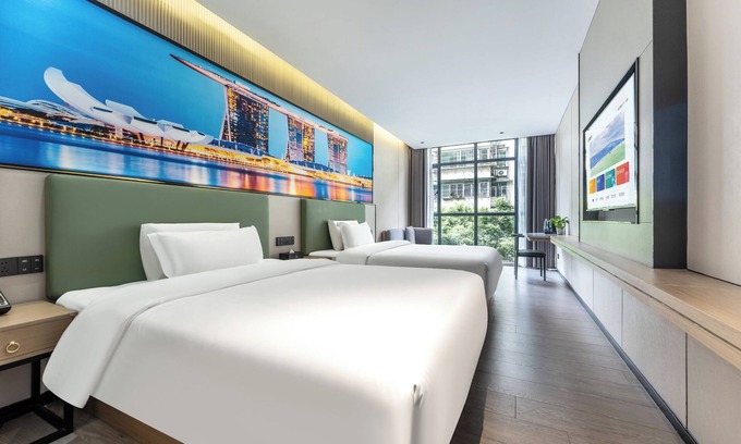 Haizhu Hotel | Norman Hotel - Free shuttle service during the Canton Fair in October and November
