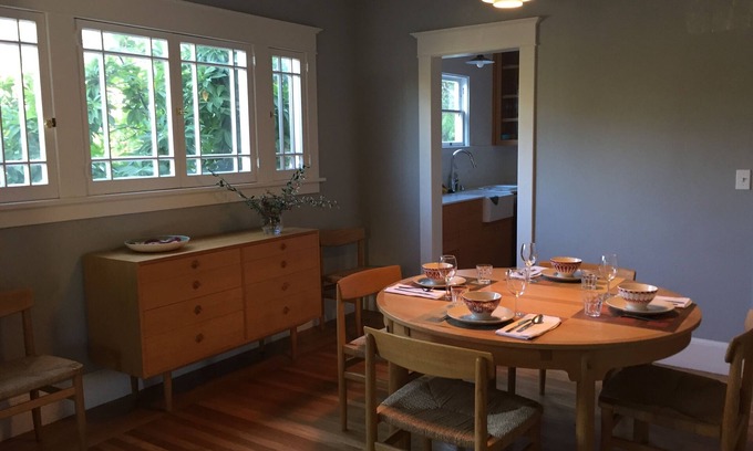 North Berkeley Condo | North Berkeley Gem near Gourmet Ghetto