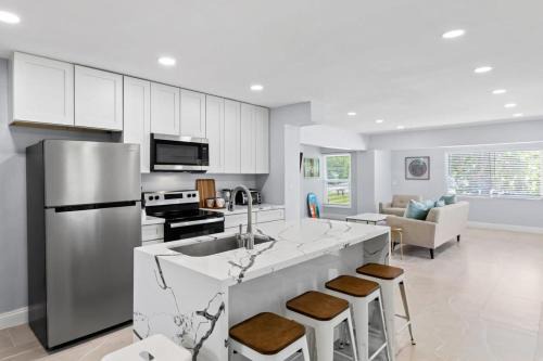 Sanibel Apartment | Not Open