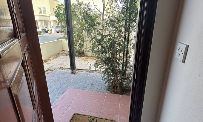 Emirates Hills Villa | NOTE: NOT VACANT Sunny Springs villa in Dubai, mins from swimming pool/gym.