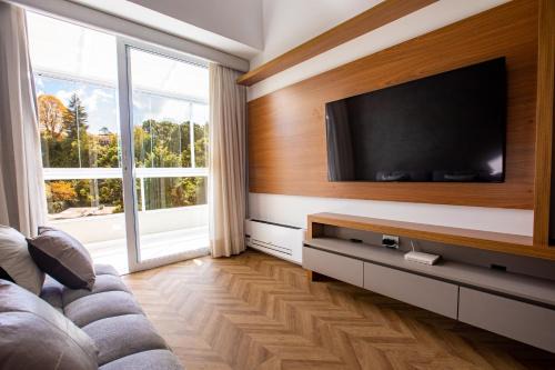 Vila Inglesa Apartment | Novo Bhaus Gaudi Campos do Jordão Loft Duplex - Linda Vista