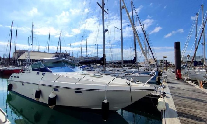 La Rochelle Boat Rental | nuit à bord d'un bateau à la rochelle