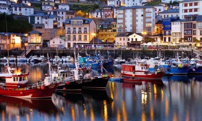 Figueras (Castropol) House | O FARO APARMENTS RIBADEO