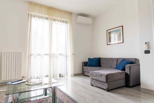 Cesate Apartment | OASI TRILOCALE DOPPI SERVIZI- Rho Fiera - Milano Como Lago Malpensa