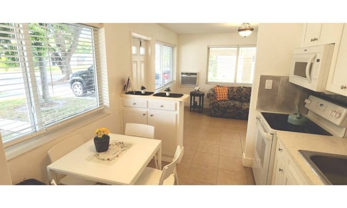 Parkside House | Oasis at Hollywood lll,sleeps 3