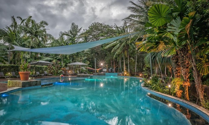 Palm Cove Apartment | Oasis at Palm Cove