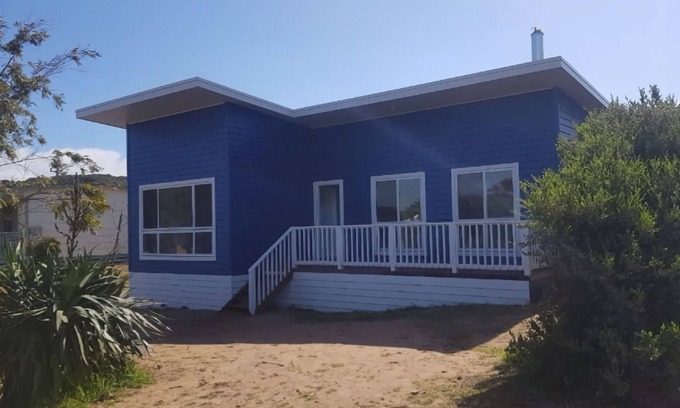 Venus Bay House | Ocean Blue - a true family beach shack.