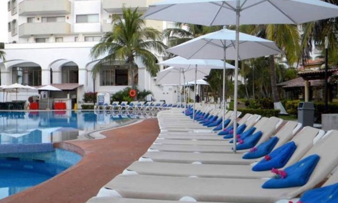 Ixtapa Apartment | Ocean Front Tesoro Condo-Hotel 523 2 Br 2 Bthr