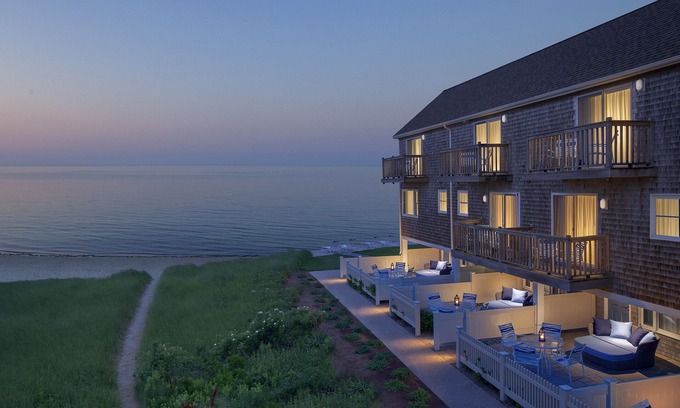 South Yarmouth Apartment | Ocean Mist Beach Hotel & Suites- Loft Suite Two Queens & Sleeper Sofa Ocean View