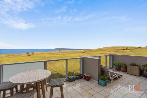 San Remo Apartment | Ocean Views 2 Bedroom Apartment