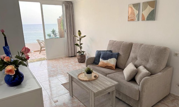Patalavaca Apartment | Ocean Views - Beach Apartment