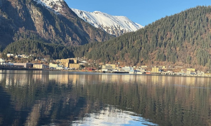 Juneau Condo | Oceanfront Douglas Island Gem - Humble Halibut 2-bedroom condo Juneau