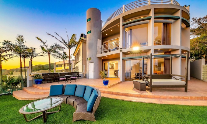 Malibu House | Oceanfront luxury home w/sunset views, enclosed patio, gas grill, and balconies
