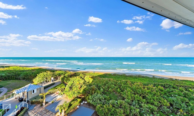 Stuart Condo | OCEANFRONT Penthouse XL Balcony w/Gorgeous Views, S. Hutchinson Island/Stuartn