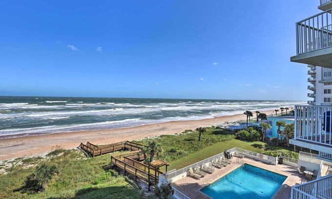 Seawinds Condo Condo | Oceanfront Retreat w/Pool: Steps to Ormond Beach