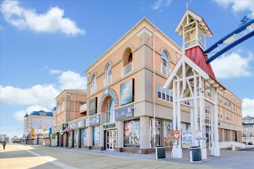 Ocean City Apartment | Oceanfront Villa 1 - Boardwalk Oceanfront
