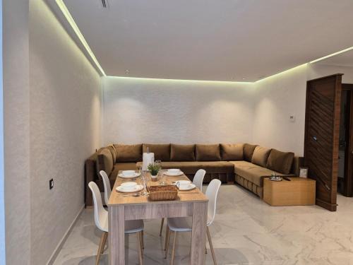 Mehdya Apartment | Oceanic Retreat - Cozy & chic 1 min from Mehdia