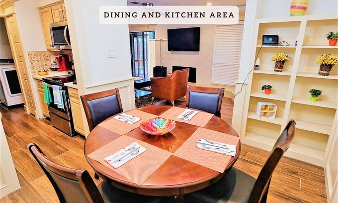 Woodlake - Briar Meadow House | Ocee SouthWest Near Sugarland, Galleria, Downtown