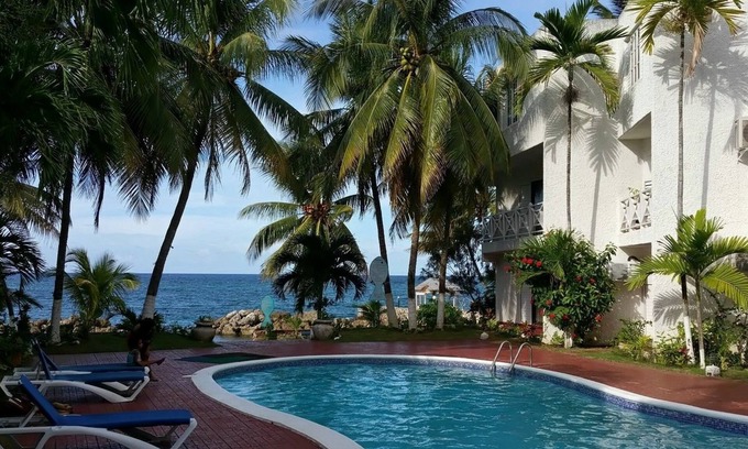 Tower Isle Apartment | Ocho Rios Beach Resort at ChrisAnn