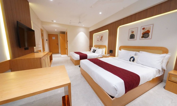 Begumpet Hotel | Okati by Country Club