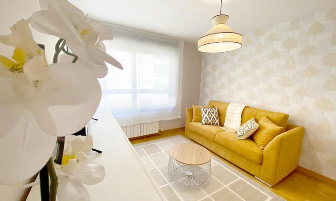 Vilagarcia de Arousa Apartment | Oktheway A Concha Beach