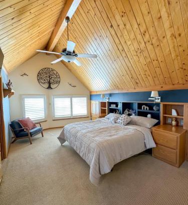 Groveland House | On Golf Course, Family&Pet Friendly Yosemite Basecamp