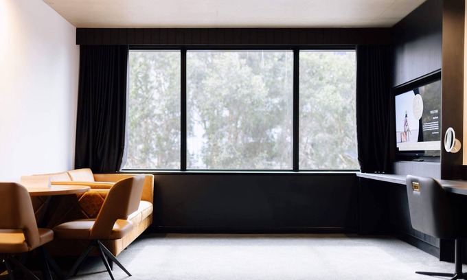 Newcastle Hotel | One Bedroom Accessible In CBD