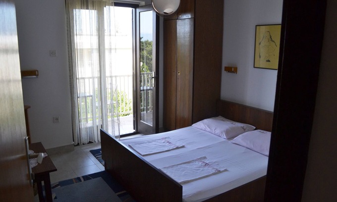 Zivogosce Apartment | One bedroom apartment with balcony Živogošće - Mala Duba, Makarska (A-17077-a)