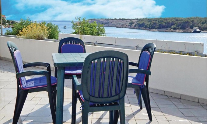Simuni Apartment | One-Bedroom Apartment in Simuni