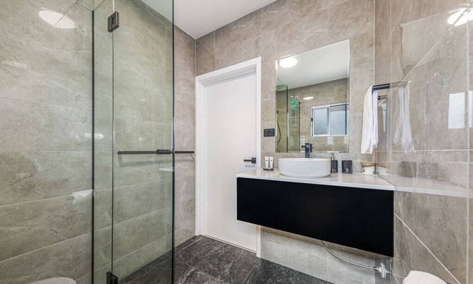 Peregian Beach Apartment | One Bedroom Courtyard Apt