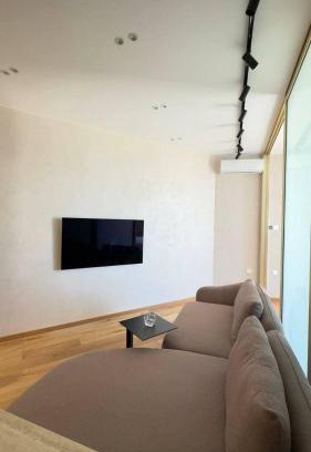 Aglantzia Apartment | One Bedroom Retreat with sea view