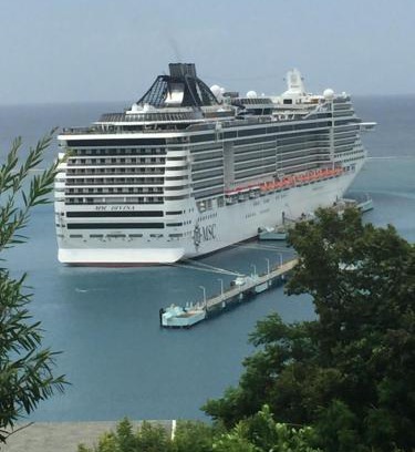 Ocho Rios Apartment | One more night