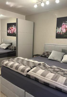 Aubing-Sud Apartment | One-Room Studio Apartment with Kitchen
