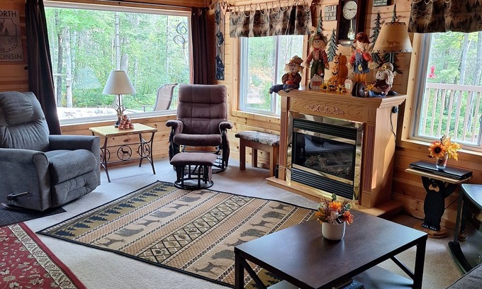 Pembine Cabin | Open year round! Direct trail access. Cabin very well maintained. nnnnnnn n