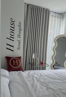Hapjeong-dong Apartment | OPENㅡHongdae, Hapjeong Station 1 minute, Luxury hotel style, Panorama Han River View 6 people, 2Room, 3Q bed