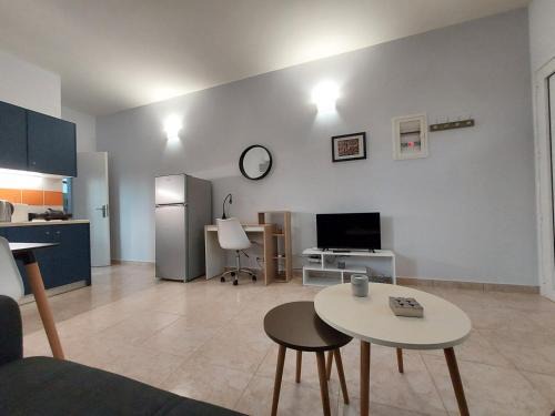 Loutraki Apartment | Oresti's House