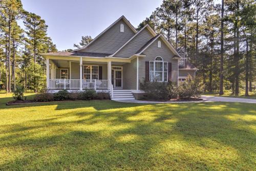 Minnesott Beach House | Oriental House on 1 Acre with Wraparound Porch!
