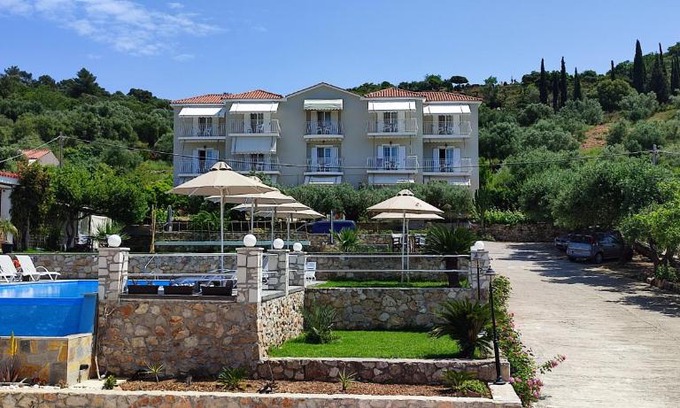 Kefalonia Apartment | Oskars Studios & Apartments