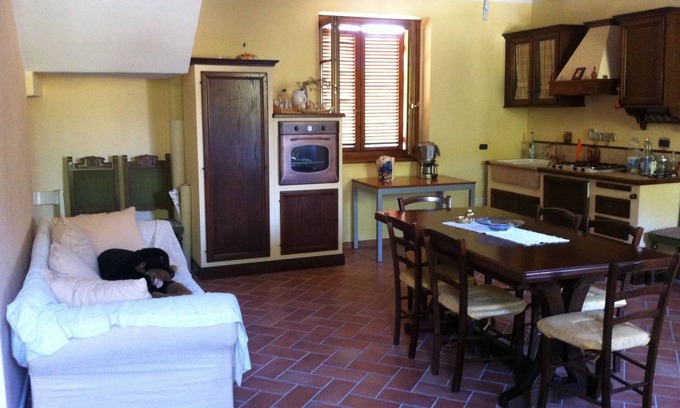 Valtopina Apartment | Ospitaci Appartamenti Le Rancole - Orietta