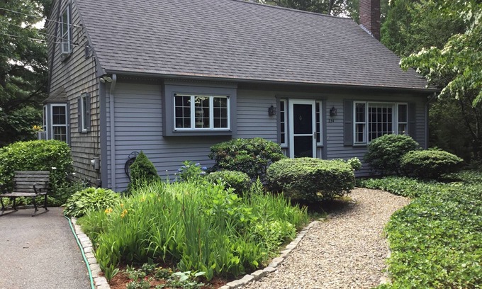 Osterville House | Osterville Escape to our Spacious Family Getaway. Barnstable Beach pass included