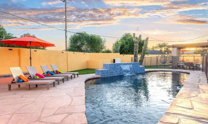 Cox Heights Apartment | Outdoor Oasis: Mini Golf, Lawn Games, Pool