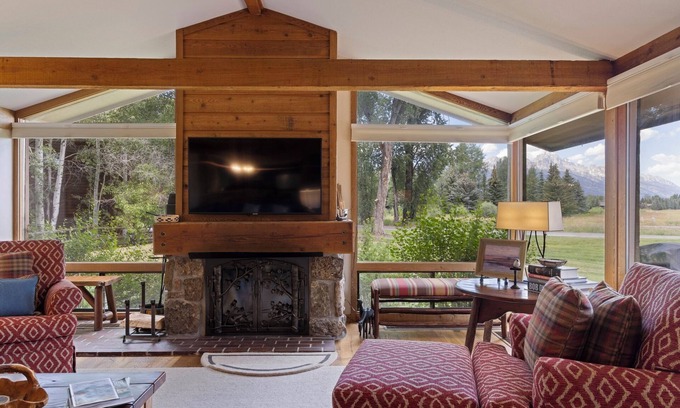 Jackson Hole House | Outpost: Golf Creek 35 - Teton Views!