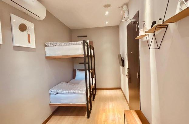 Batam Apartment | oxy suites 2-06 at Shop House Meisterstadt Pollux Habibie
