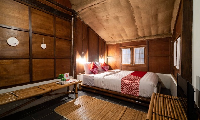 Borobudur Hotel | OYO 2393 Putroyono Homestay