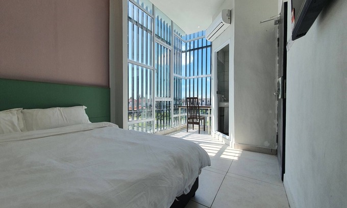 Miri Hotel | OYO 89803 Tt99 Cozy Stay