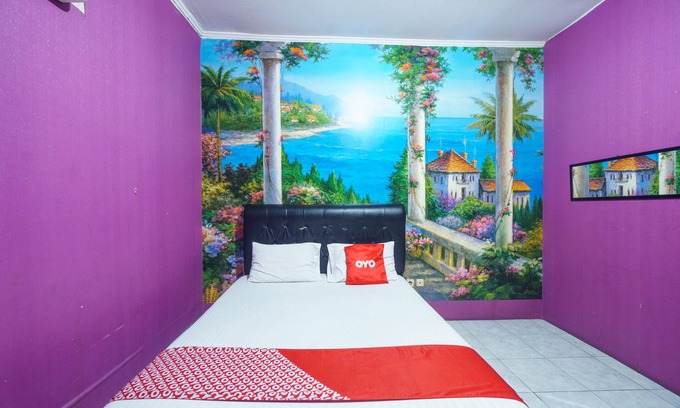 East Jakarta Hotel | OYO 93134 Hotel Radom Near Kinderfield School