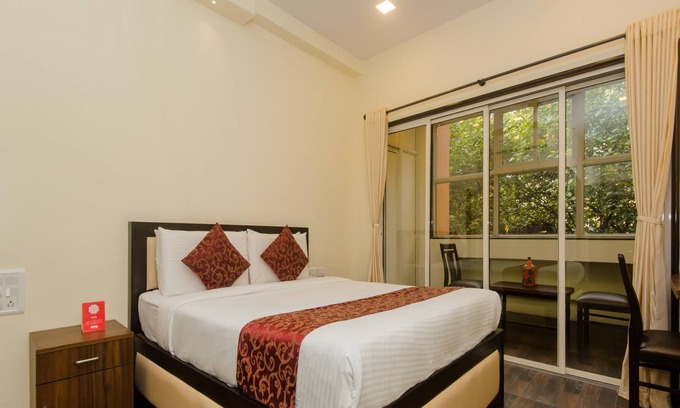 Ghatkopar West Hotel | OYO 9849 Hotel Divine Residency