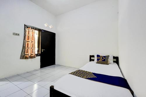 Malang Hotel | OYO Life 93398 Sudimoro Guest House Syariah