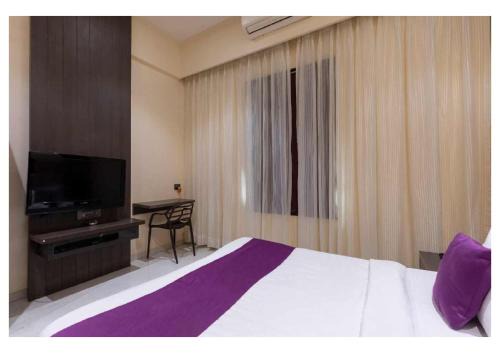 Andheri Hotel | Oyster Suite By Glitz Hotels