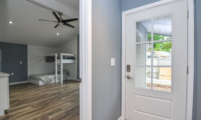 Lake Ozark House | Ozark Lake House with Breathtaking Views & Pool walk to Shady Gators/H Toads